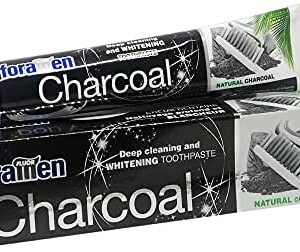 Pasta de Dientes Blanqueador Dental Charcoal con Carbón Activo 75 ml · Dientes más Blancos